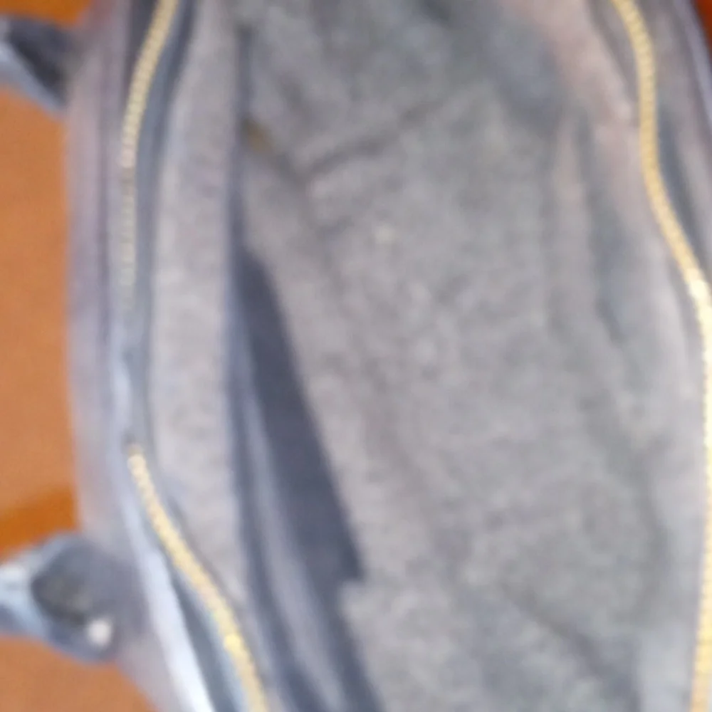 Handbag - Picture 5 of 5